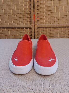 Red Women's Puma Sneakers, Size 6
